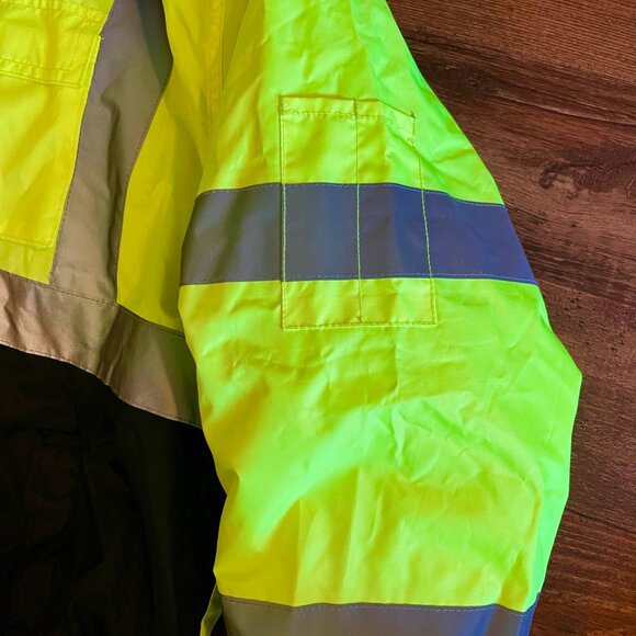 BODY GUARD INSULATED HI VISIBILITY REFLECTIVE JACKET CLASS 3 TYPE R - SIZE XL - Picture 10 of 16